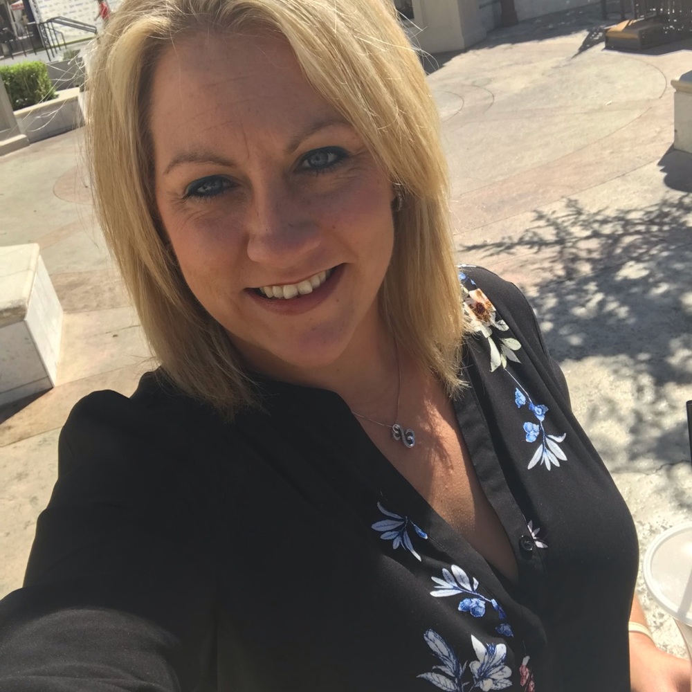 Meet your Posher, Ashley
